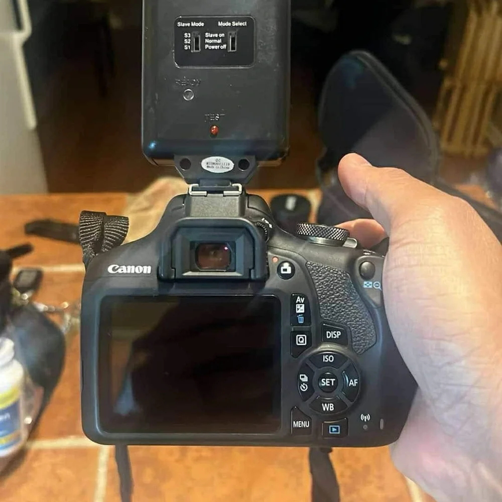 Canon 2000D